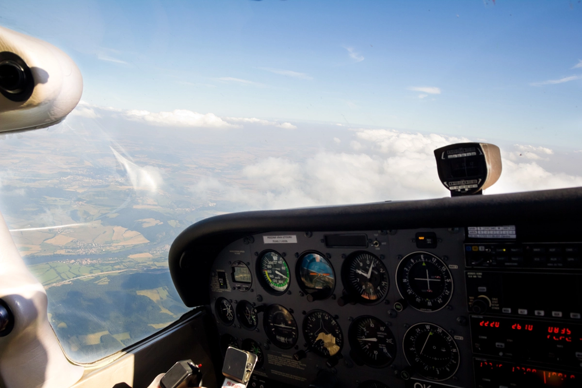 Cessna Turning